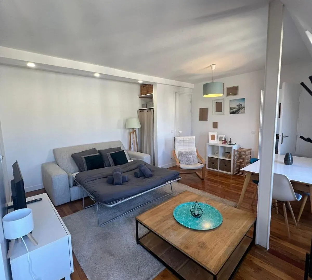 Luxury Flat Tour Eiffel Paris 16E Apartment